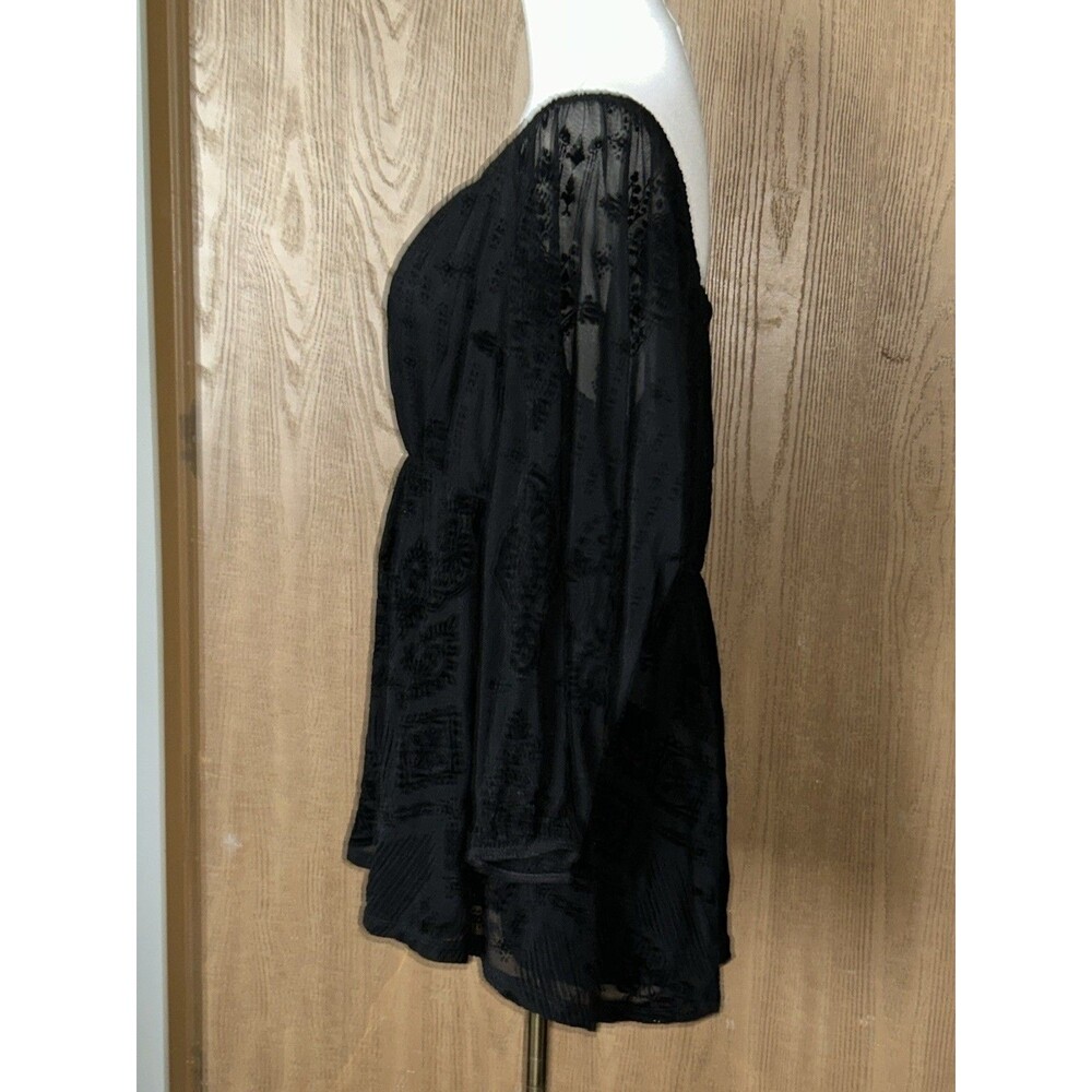 TORRID Black Flocked Mesh Square Neck Peasant Top Gothic Boho Plus Size 1 1X - Picture 4 of 12